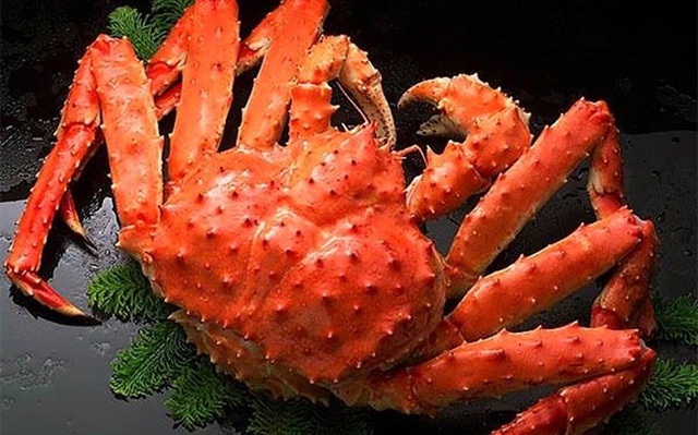 Cua hoàng đế Alaska giảm giá kỷ lục