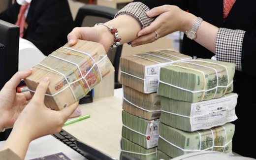 Hai ngân hàng cùng lúc thay chủ tịch