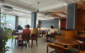 The Coffee House bịt ổ điện bị khách phản ứng, giới kinh doanh nói gì?