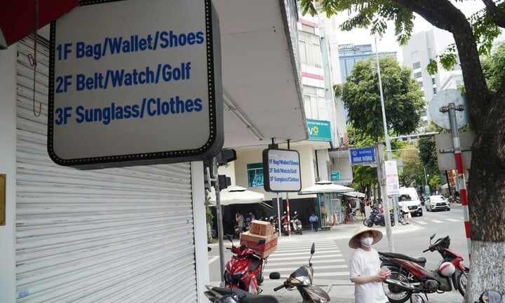 Lo sợ bị kiểm tra, khắp nơi tiểu thương 'cửa đóng then cài'