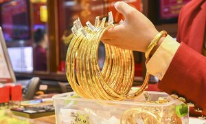 Giá vàng hôm nay 9/10: Kéo dài đà leo đỉnh, vượt 4.000 USD/ounce